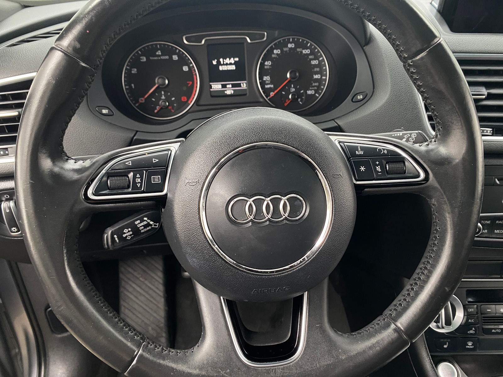 Thumbnail: 2015 Audi Q3 - 4