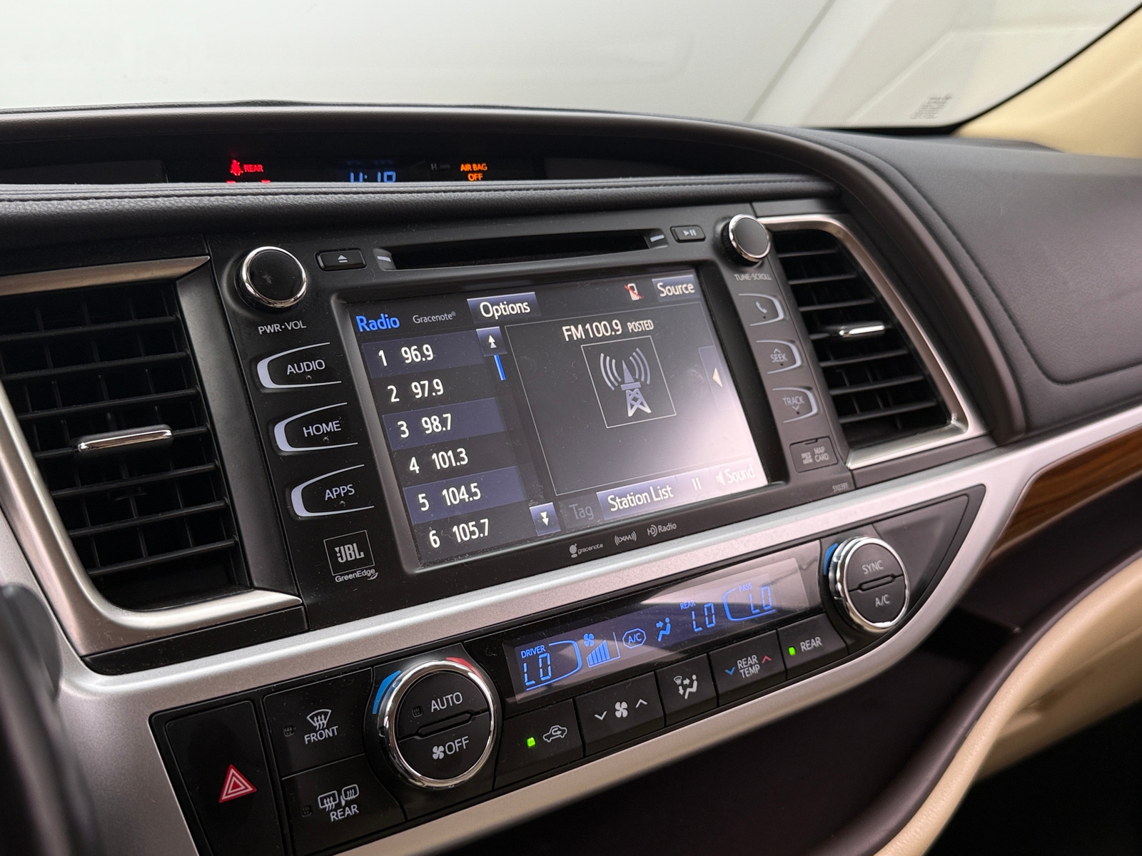 Thumbnail: 2019 Toyota Highlander - 3