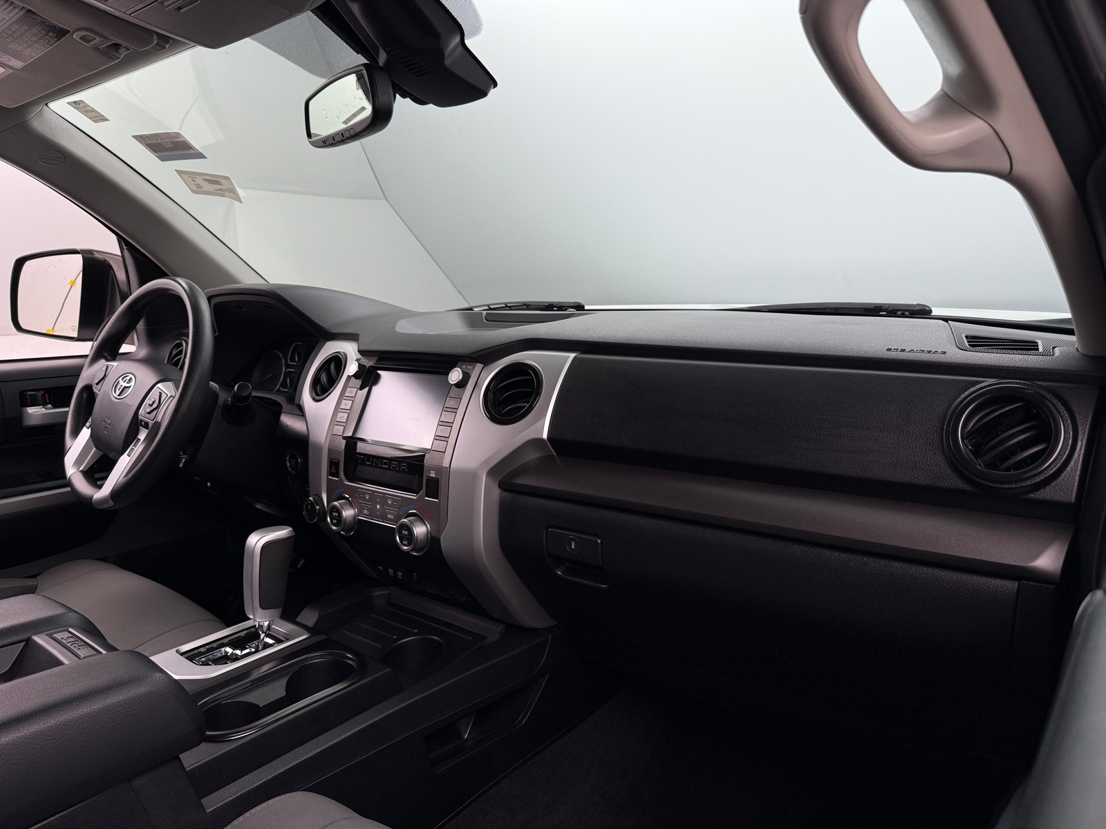 Thumbnail: 2020 Toyota Tundra - 3