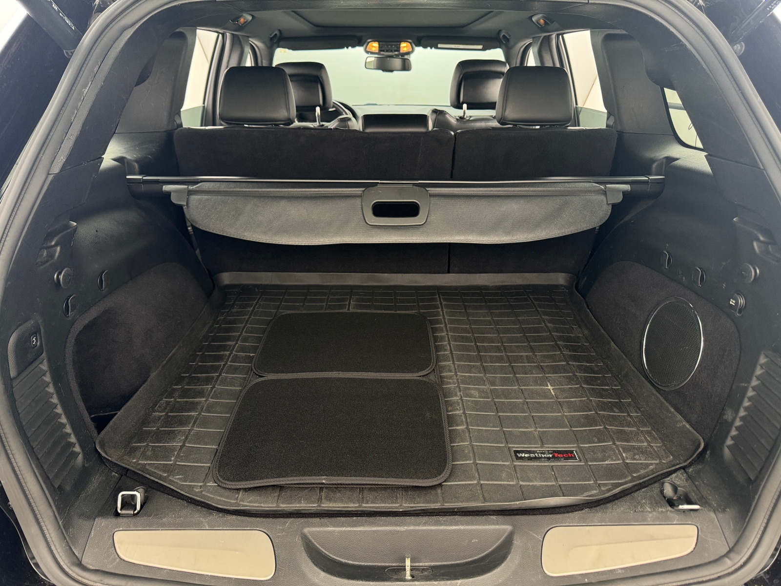 Thumbnail: 2015 Jeep Grand Cherokee - 6