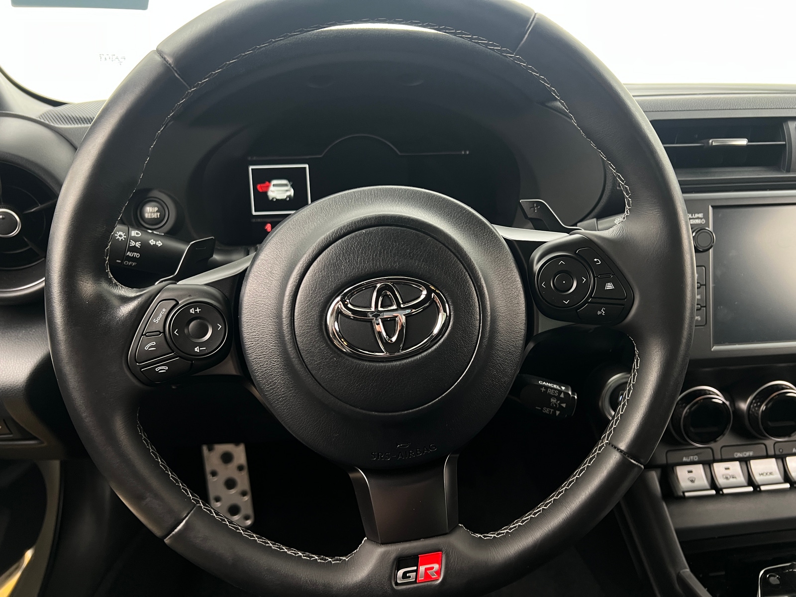 Thumbnail: 2022 Toyota GR86 - 3