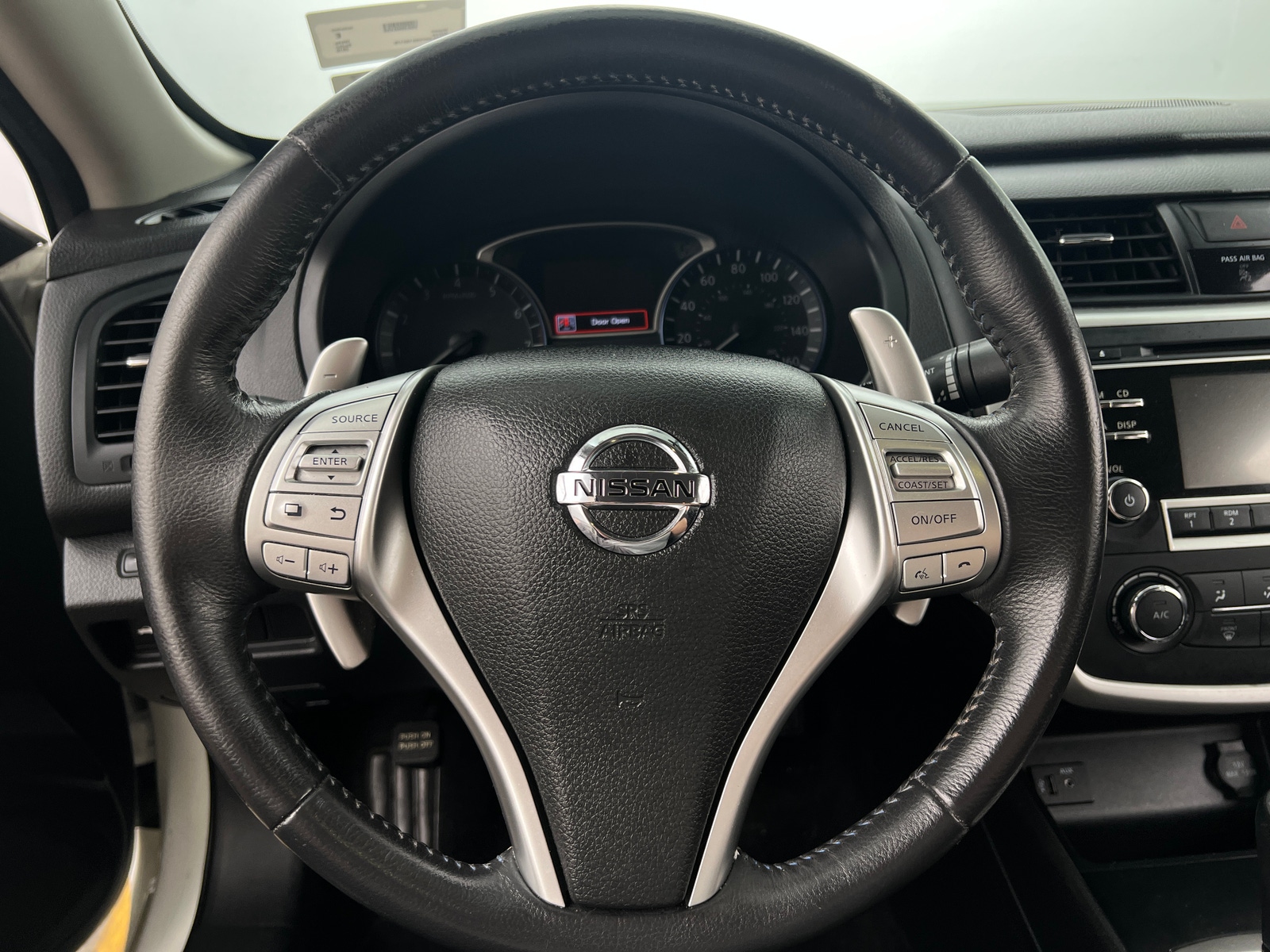 Thumbnail: 2016 Nissan Altima - 5