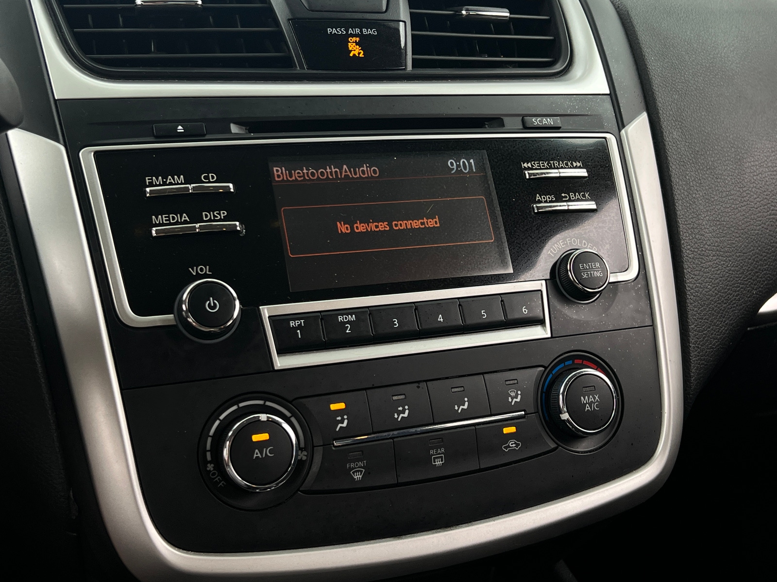 Thumbnail: 2016 Nissan Altima - 4