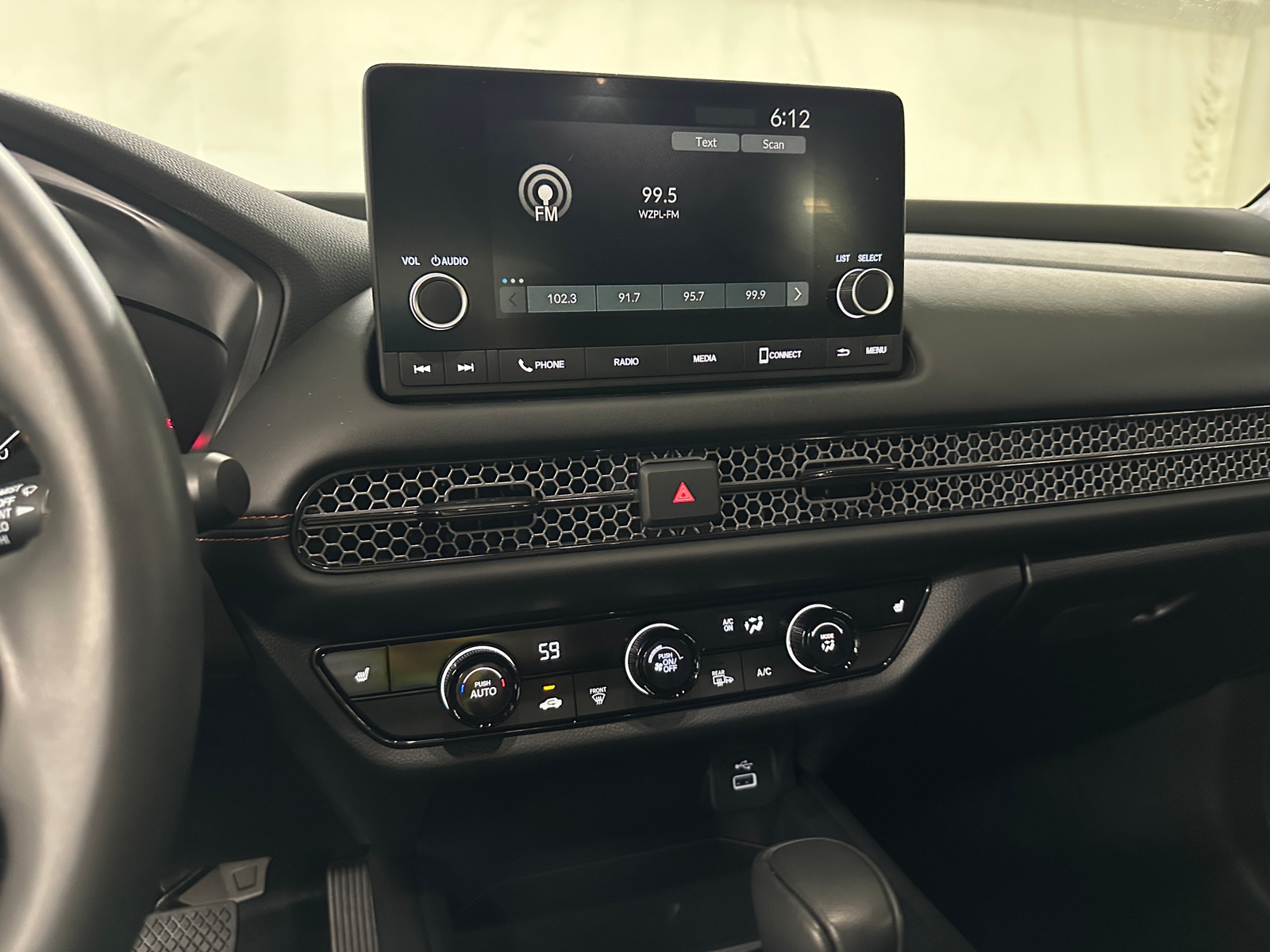 Thumbnail: 2025 Honda HR-V - 4