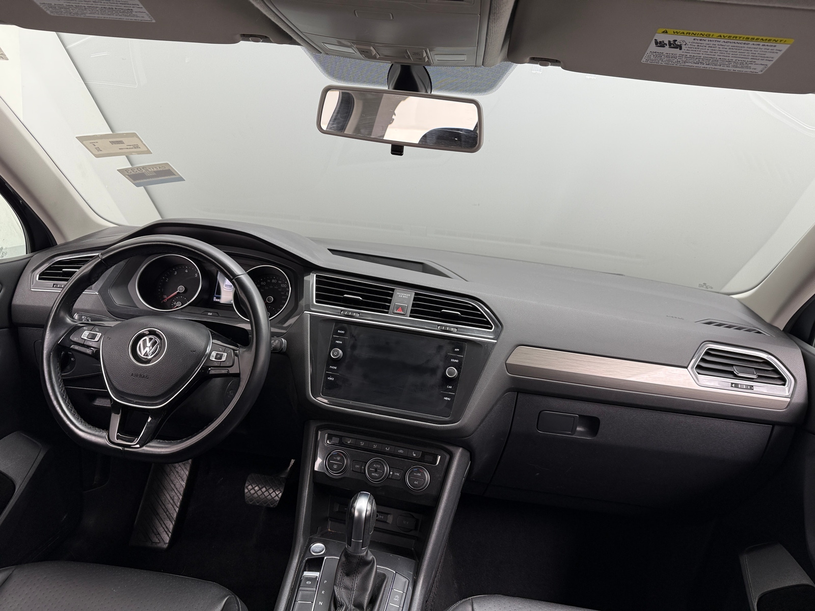Thumbnail: 2018 Volkswagen Tiguan - 2