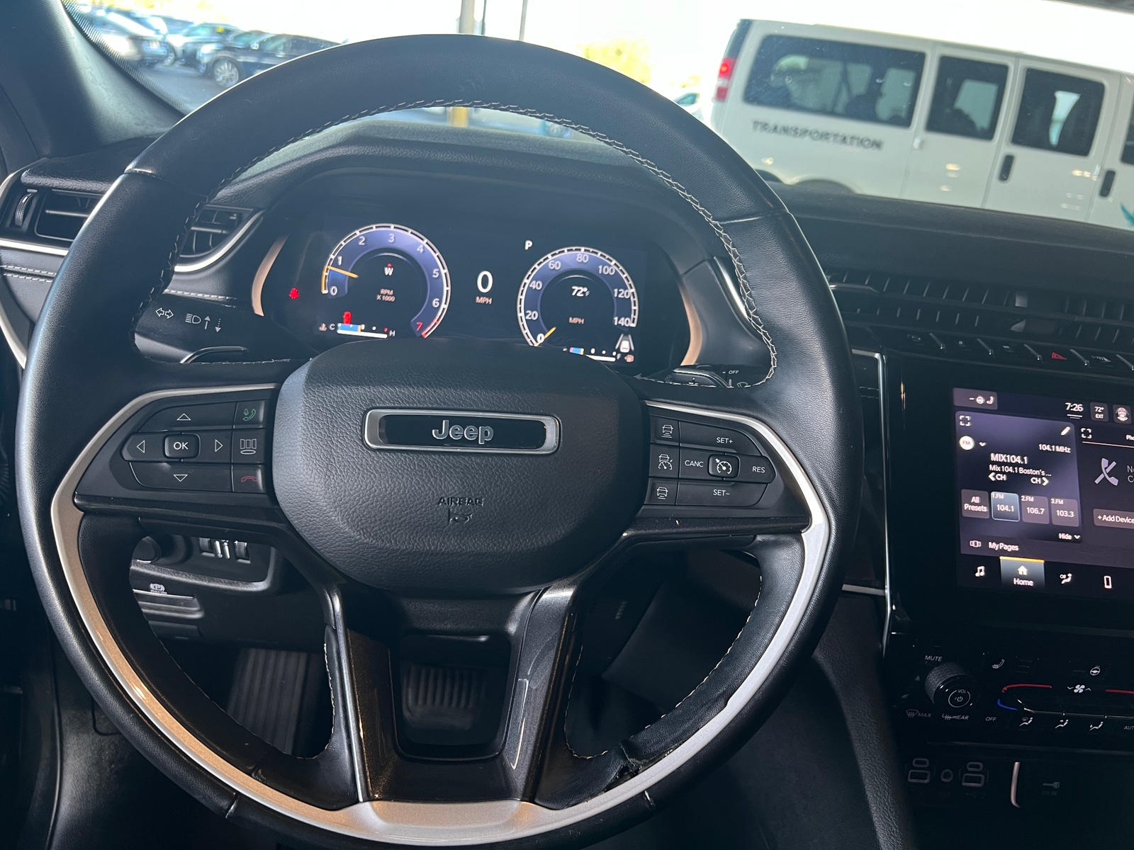 Thumbnail: 2022 Jeep Grand Cherokee L - 4