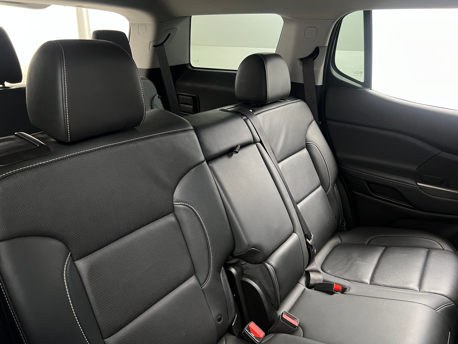 Thumbnail: 2023 GMC Acadia - 5
