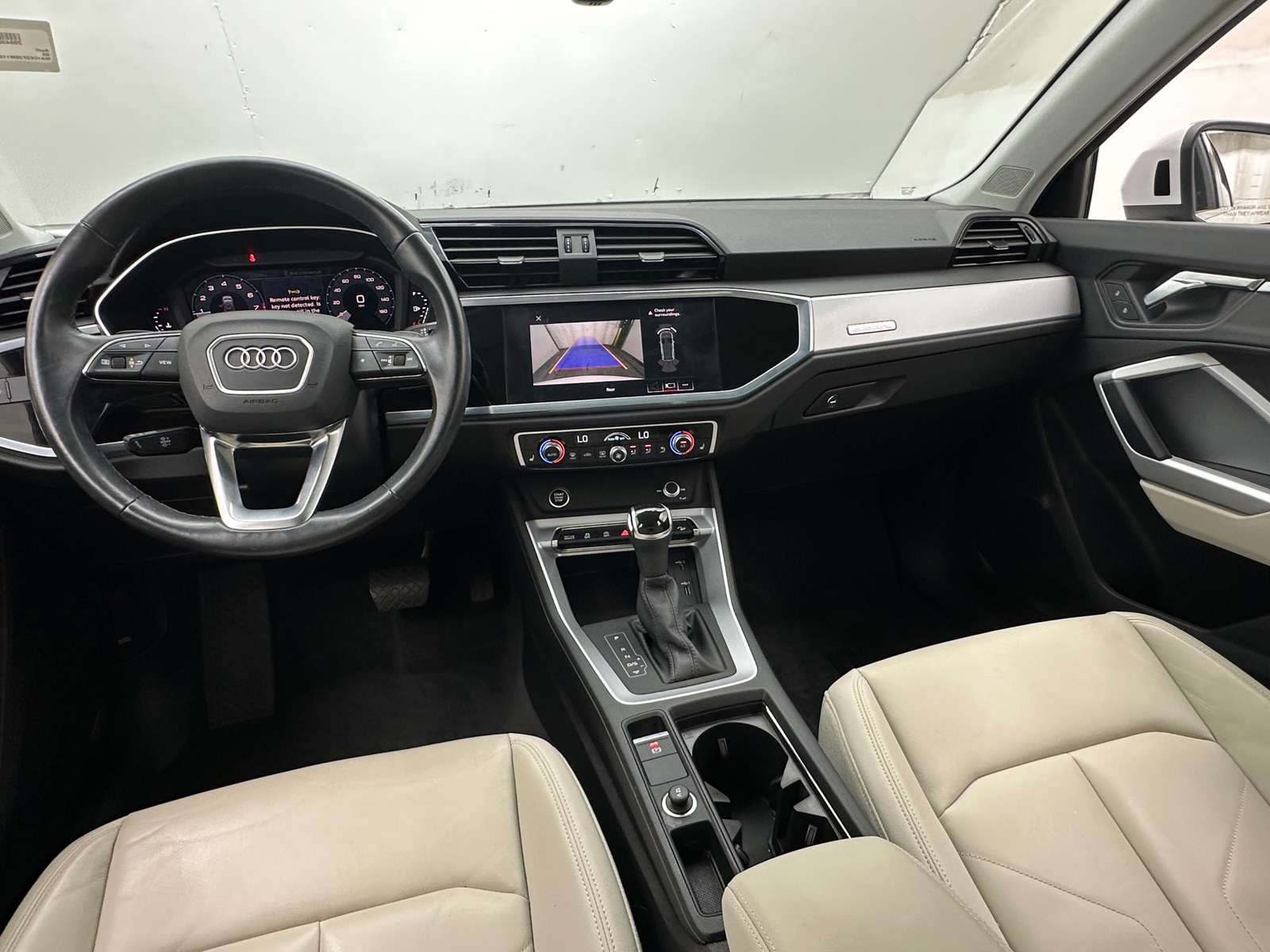 Thumbnail: 2021 Audi Q3 - 2