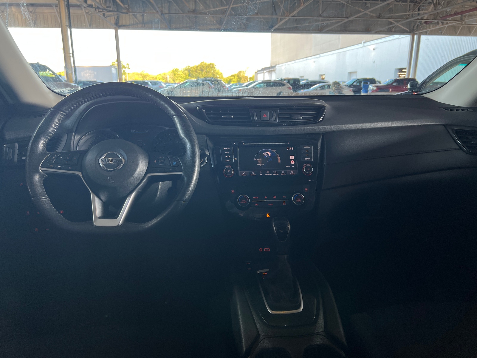 Thumbnail: 2019 Nissan Rogue - 3