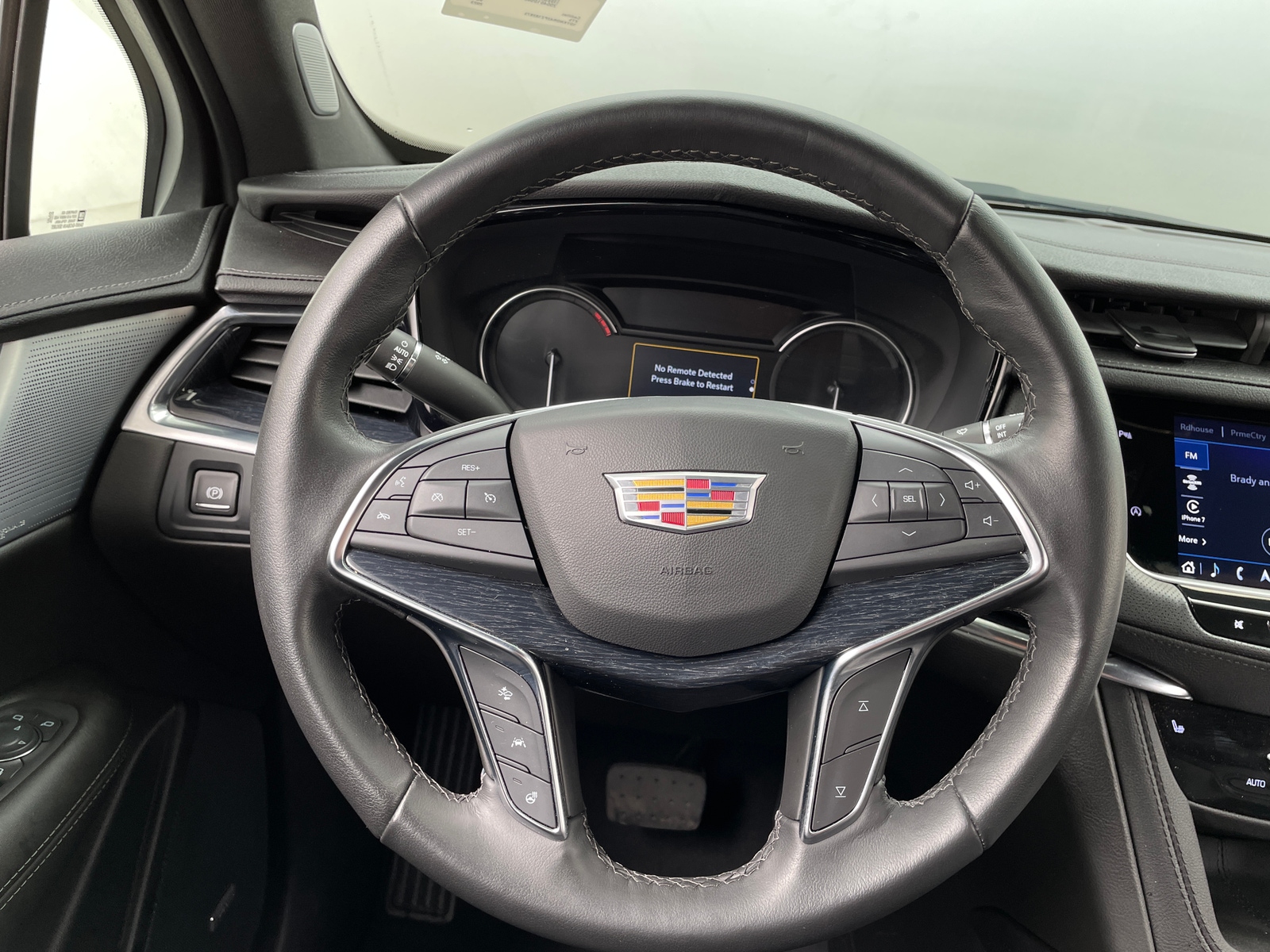 Thumbnail: 2023 Cadillac XT5 - 4