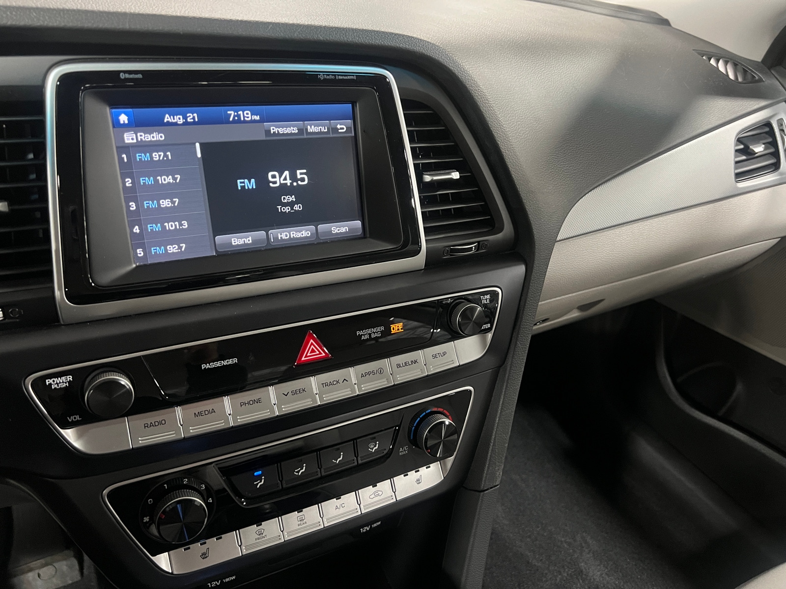 Thumbnail: 2018 Hyundai Sonata - 4