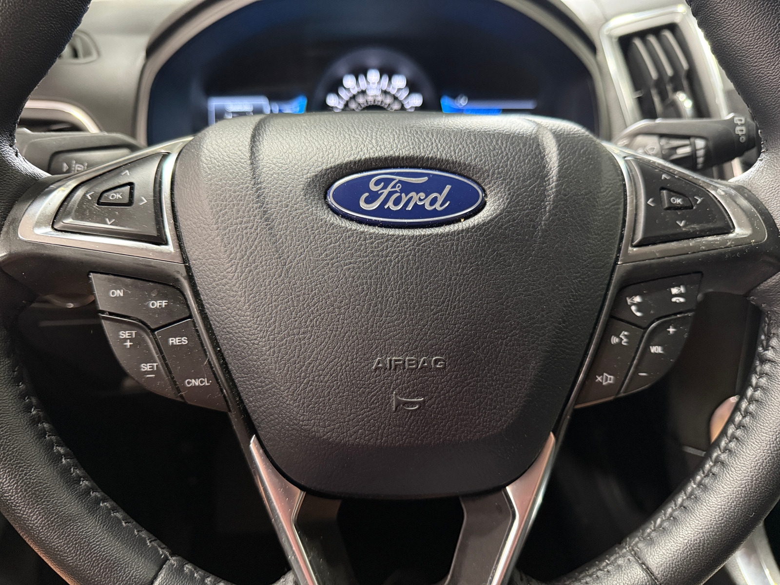 Thumbnail: 2024 Ford Edge - 5