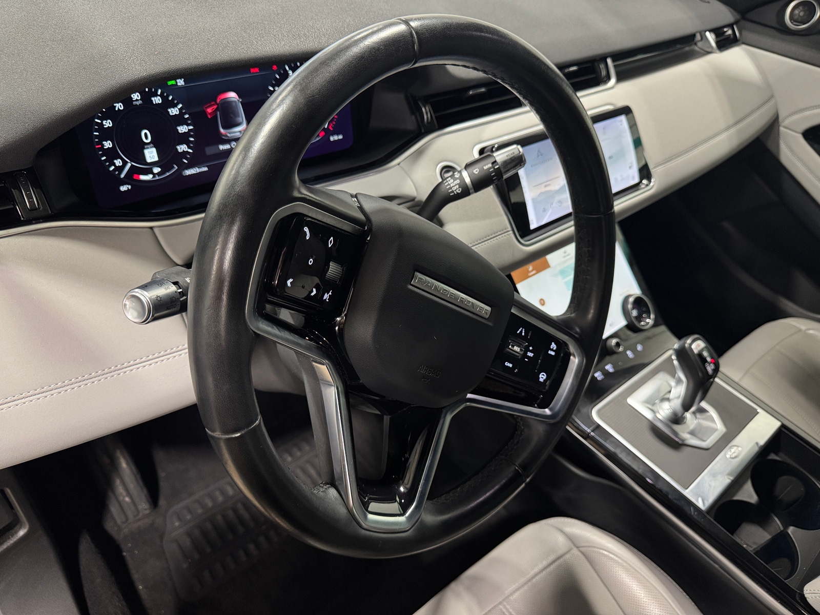 Thumbnail: 2022 Land Rover Range Rover Evoque - 2