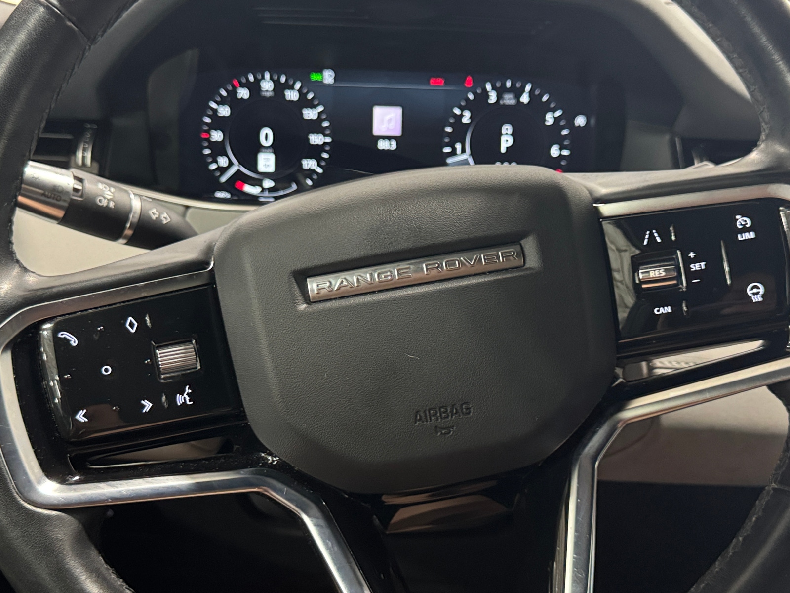Thumbnail: 2022 Land Rover Range Rover Evoque - 4