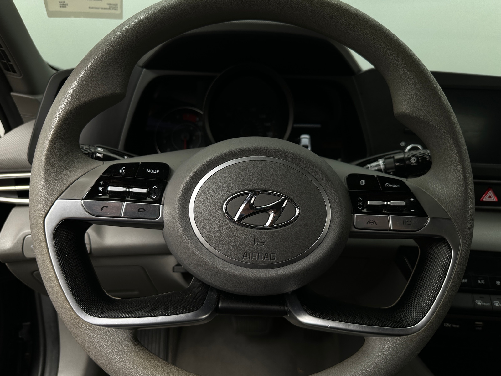 Thumbnail: 2023 Hyundai Elantra - 5