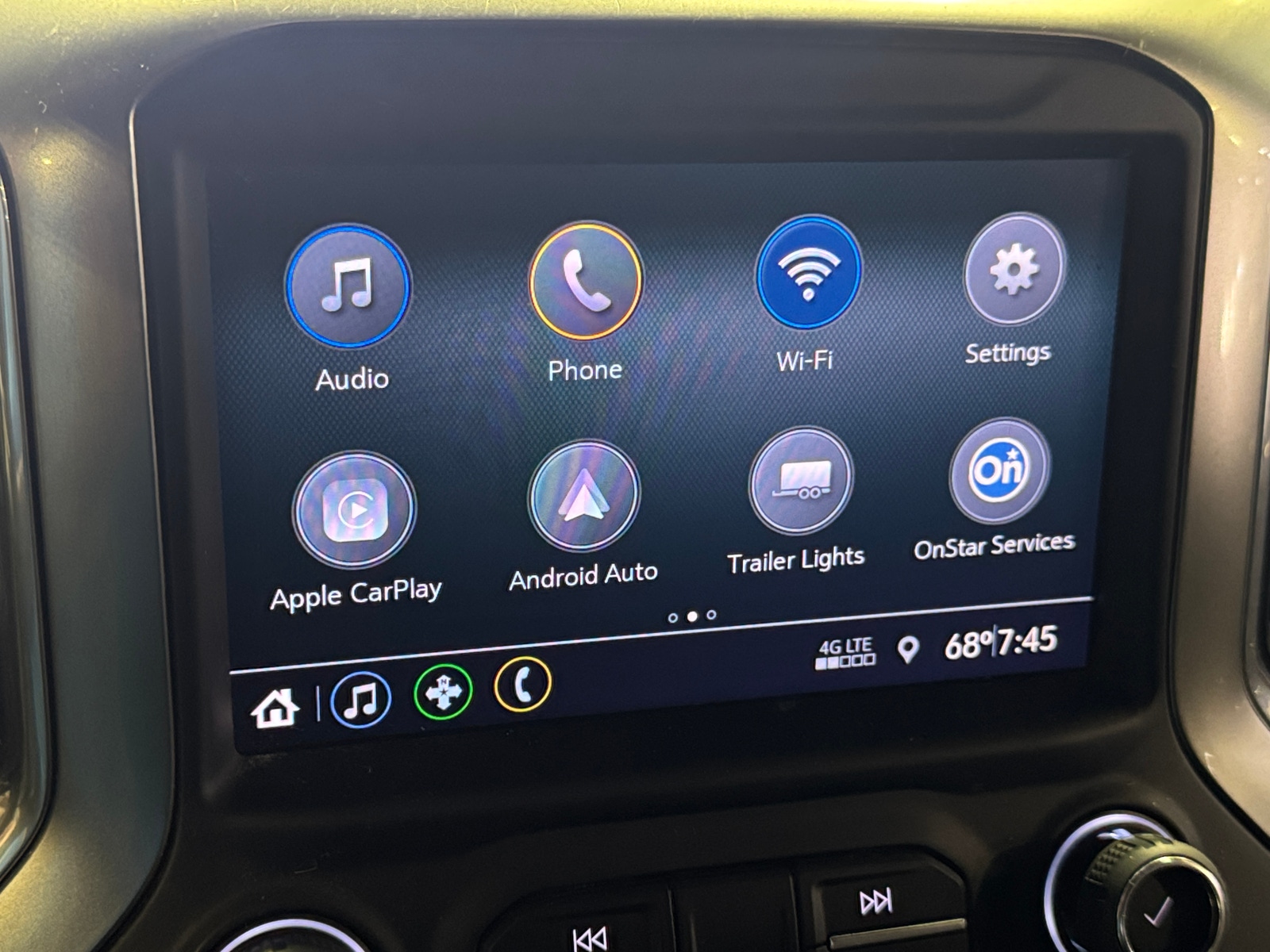 Thumbnail: 2021 Chevrolet Silverado 1500 - 4