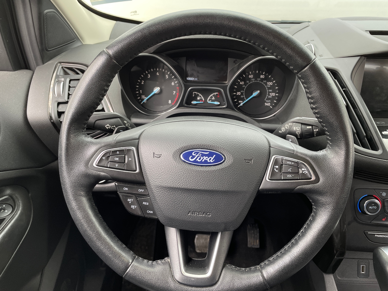 Thumbnail: 2017 Ford Escape - 4