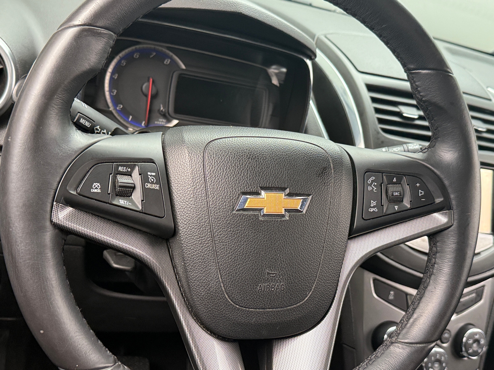 Thumbnail: 2016 Chevrolet Trax - 4