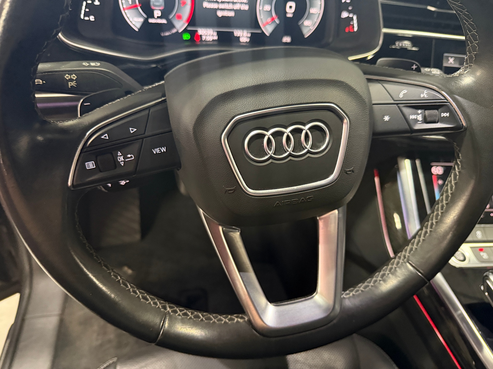 Thumbnail: 2021 Audi Q8 - 4