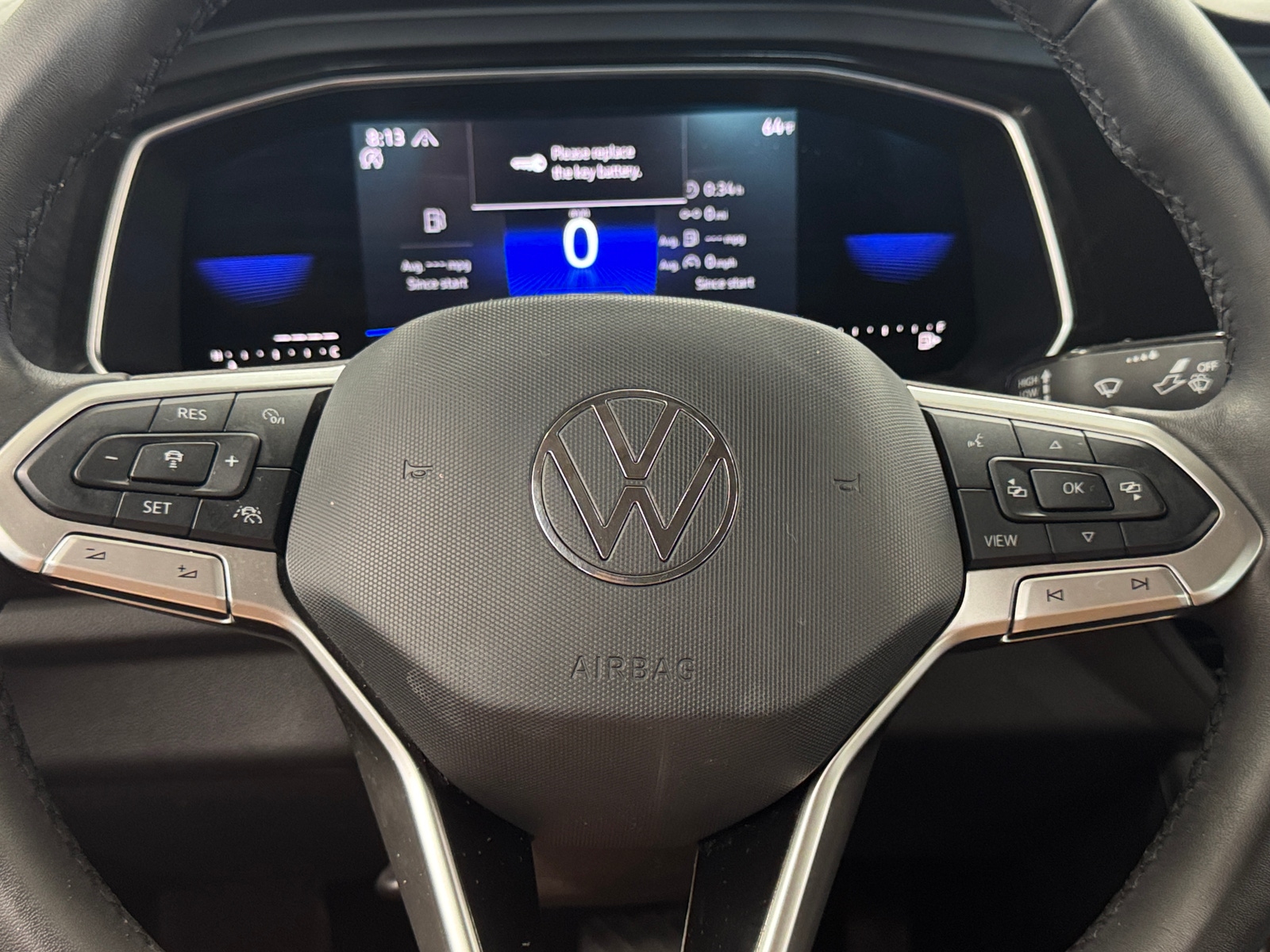 Thumbnail: 2022 Volkswagen Jetta - 4