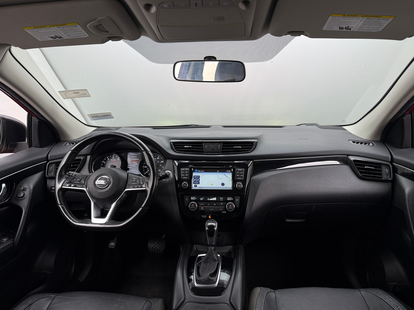 Thumbnail: 2017 Nissan Rogue Sport - 2
