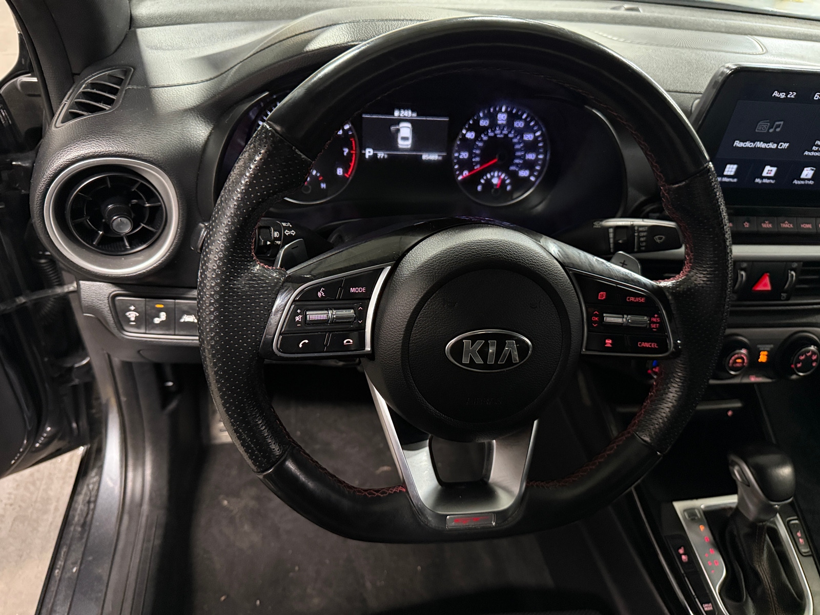 Thumbnail: 2021 Kia Forte - 4