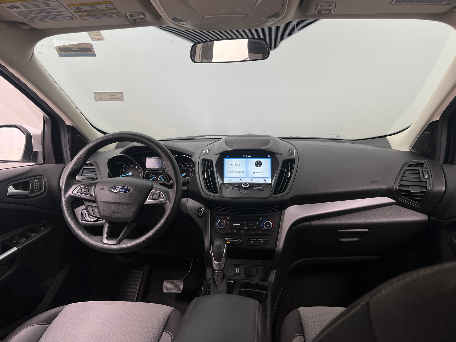 Thumbnail: 2019 Ford Escape - 3