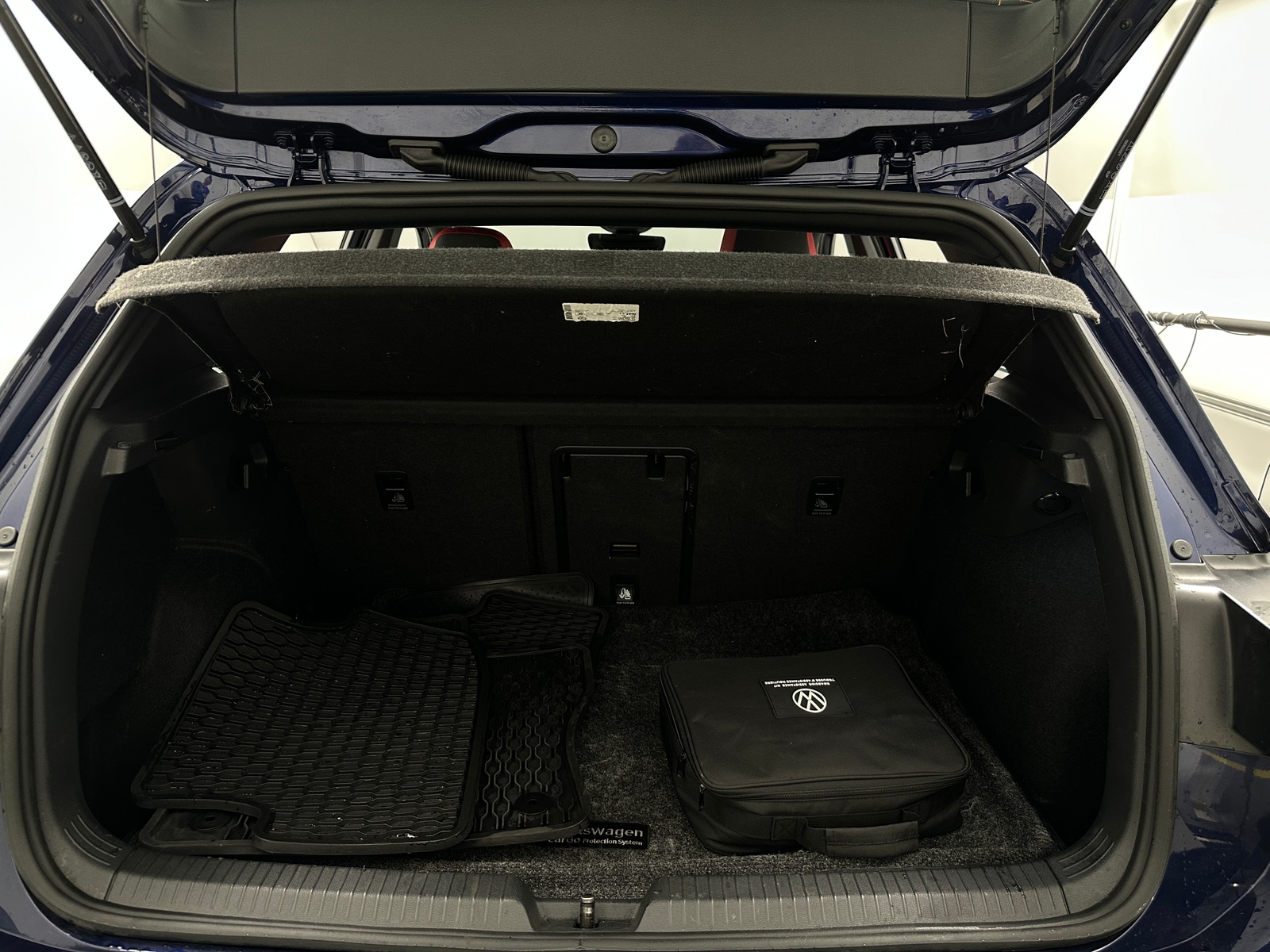 Thumbnail: 2024 Volkswagen Golf - 7