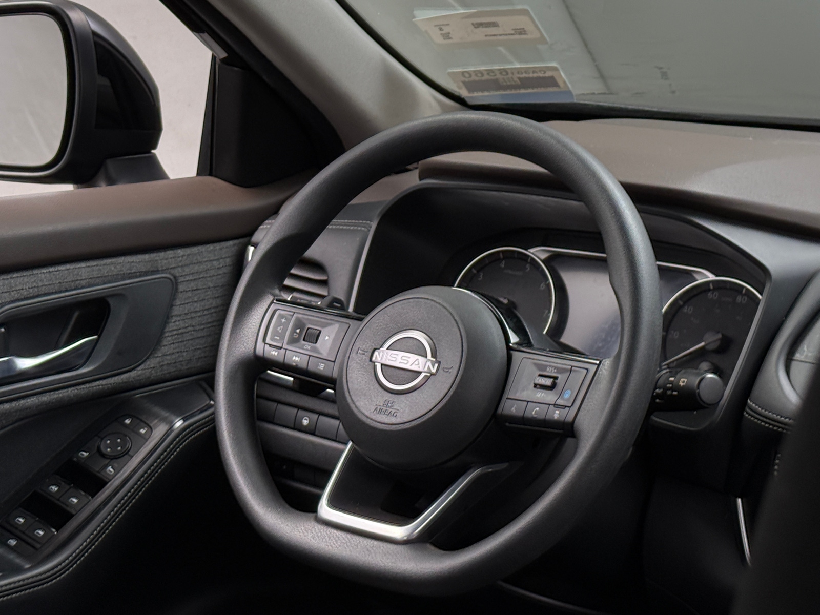 Thumbnail: 2023 Nissan Rogue - 5