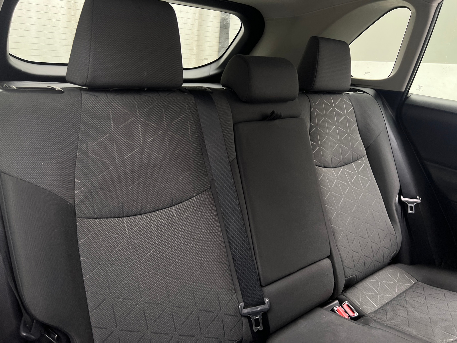 Thumbnail: 2021 Toyota RAV4 - 6