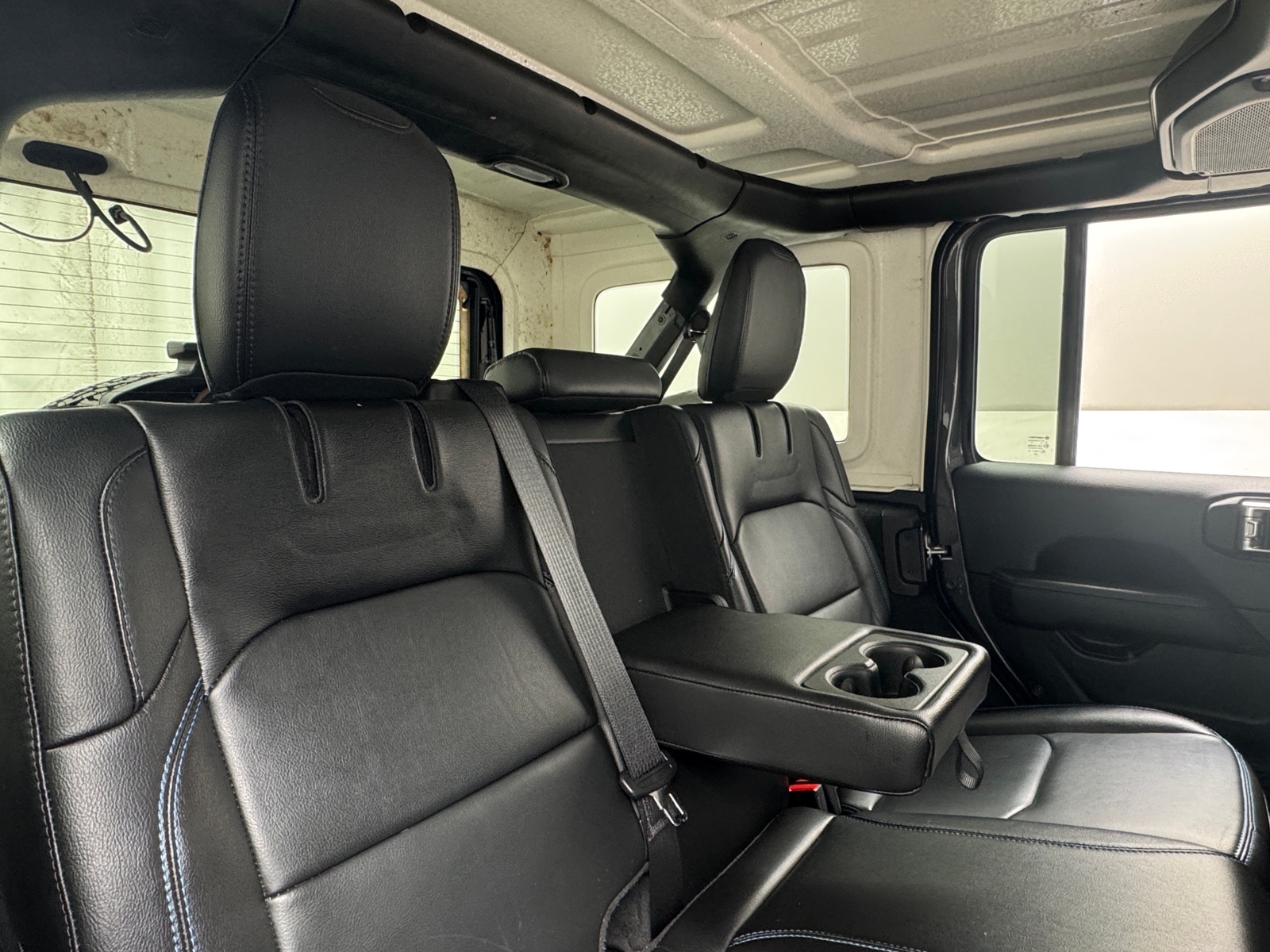 Thumbnail: 2021 Jeep Wrangler - 5
