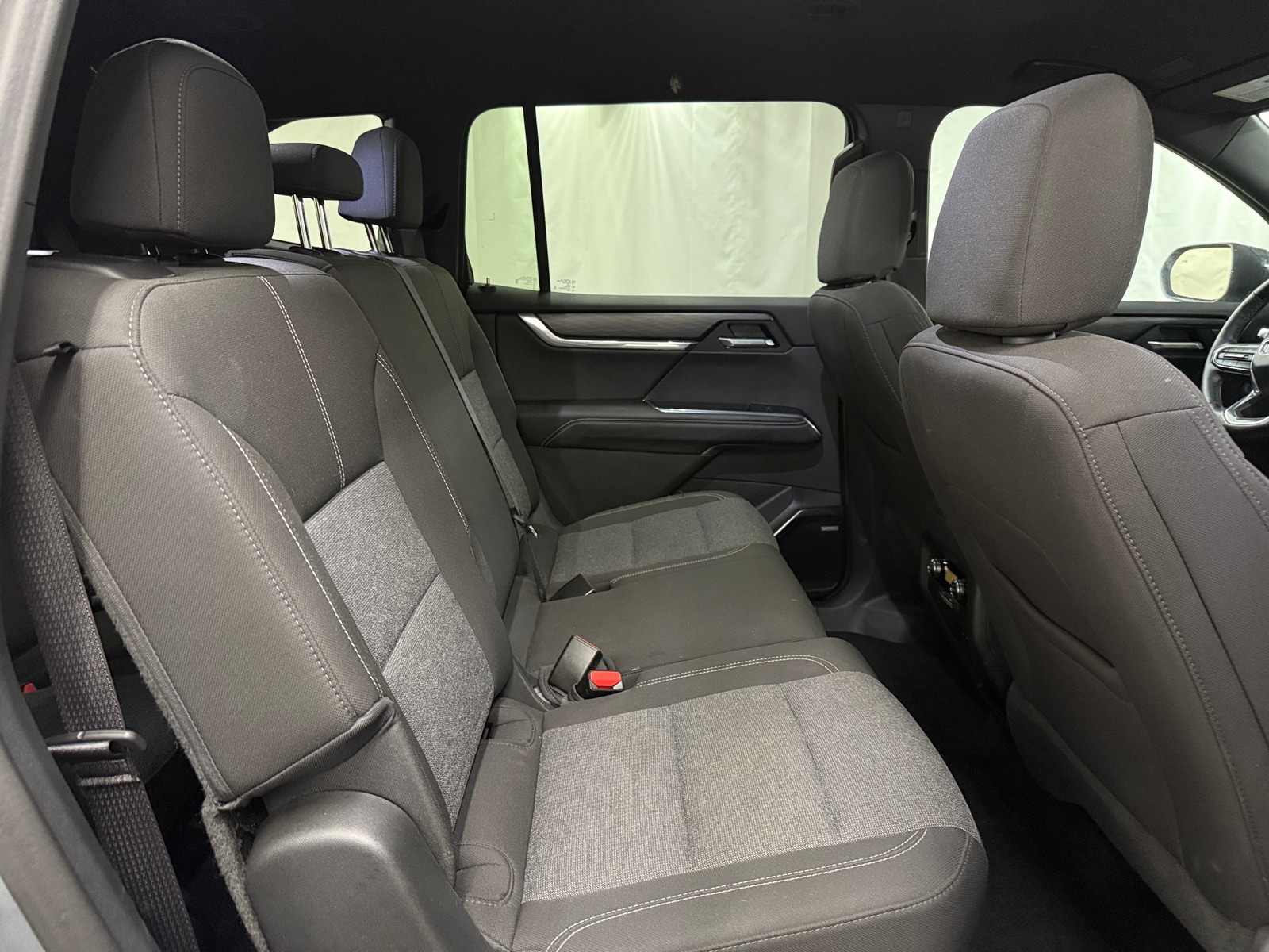 Thumbnail: 2025 GMC Acadia - 6