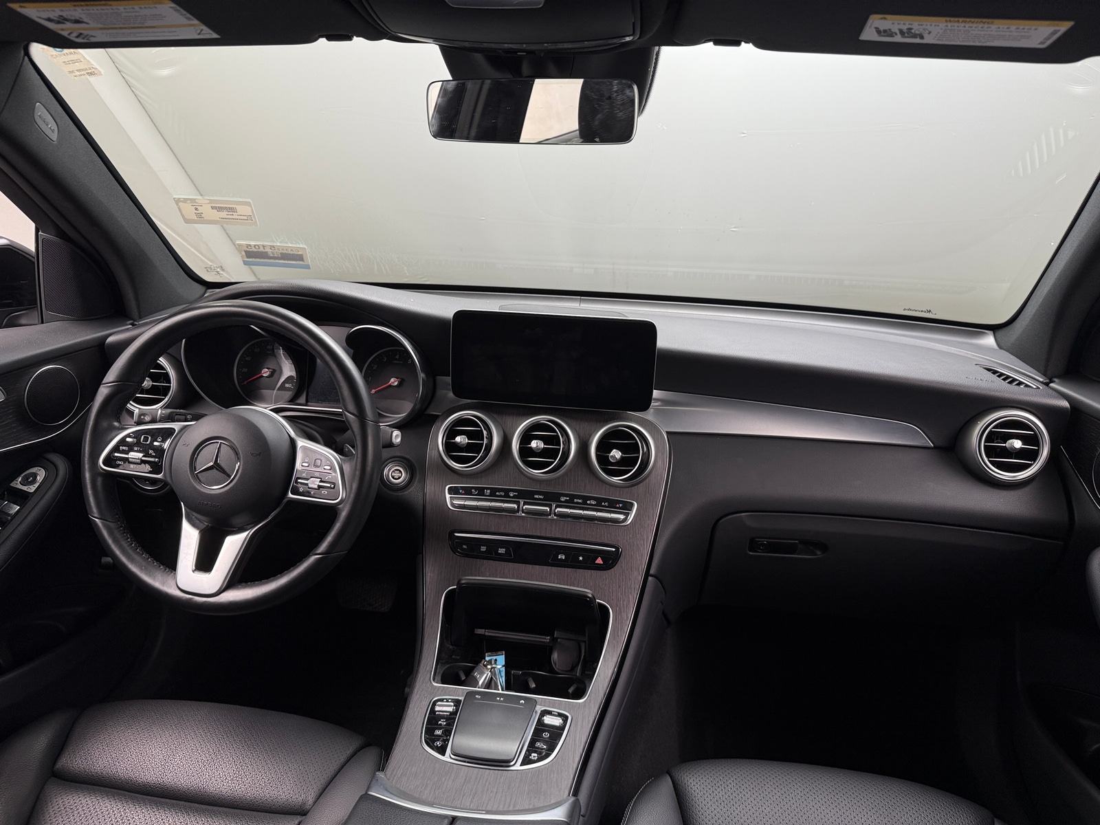 Thumbnail: 2022 Mercedes-Benz GLC - 2