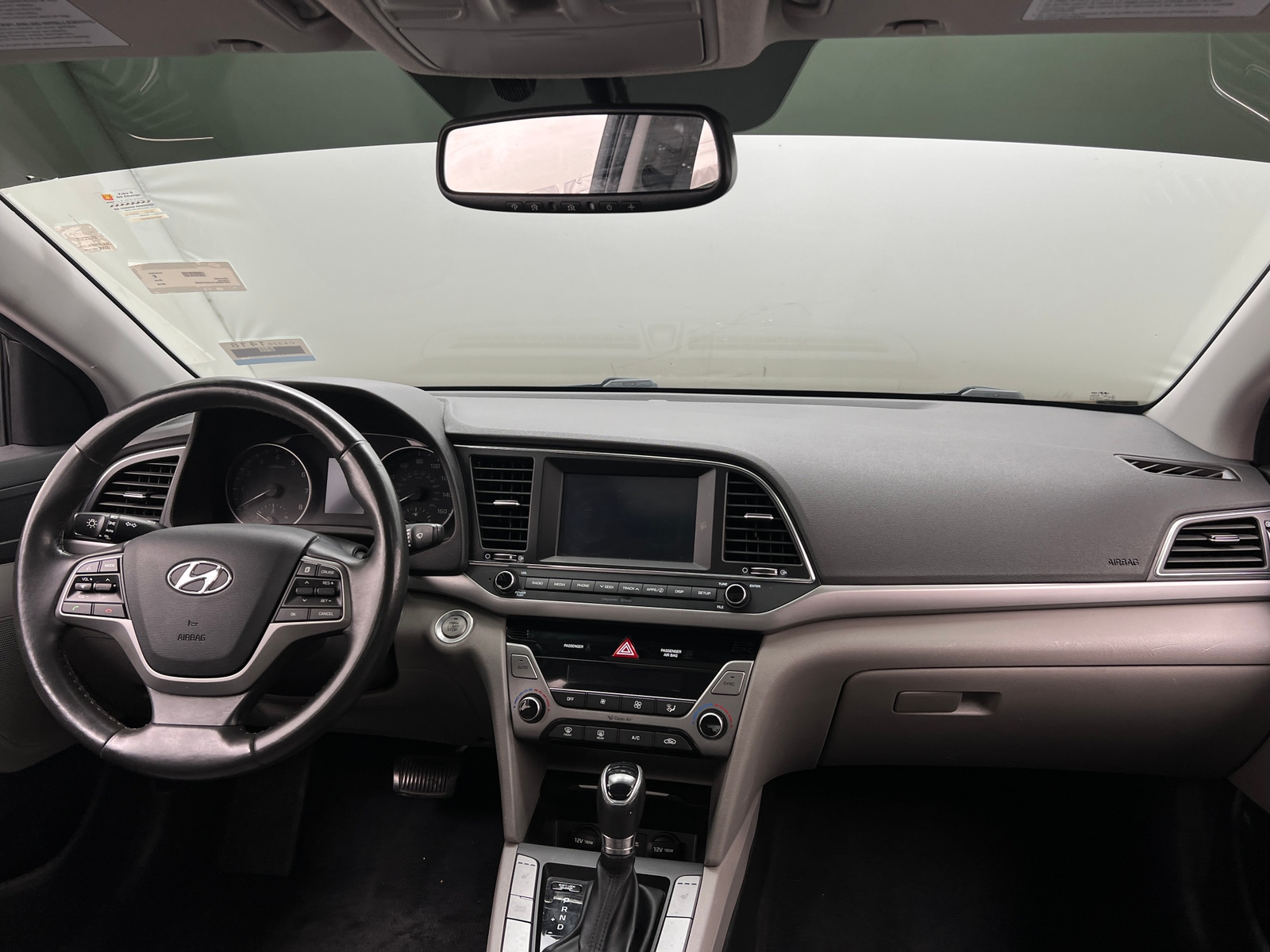Thumbnail: 2018 Hyundai Elantra - 3