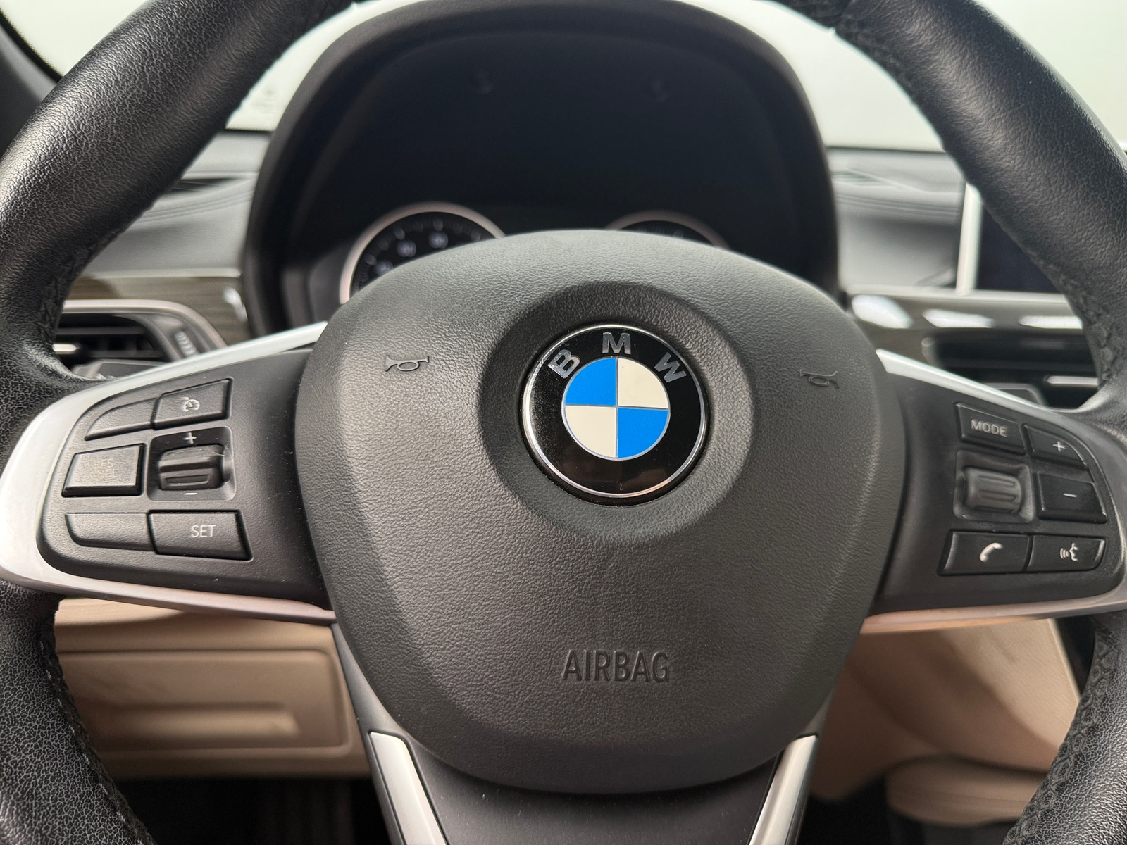 Thumbnail: 2021 BMW X1 - 4