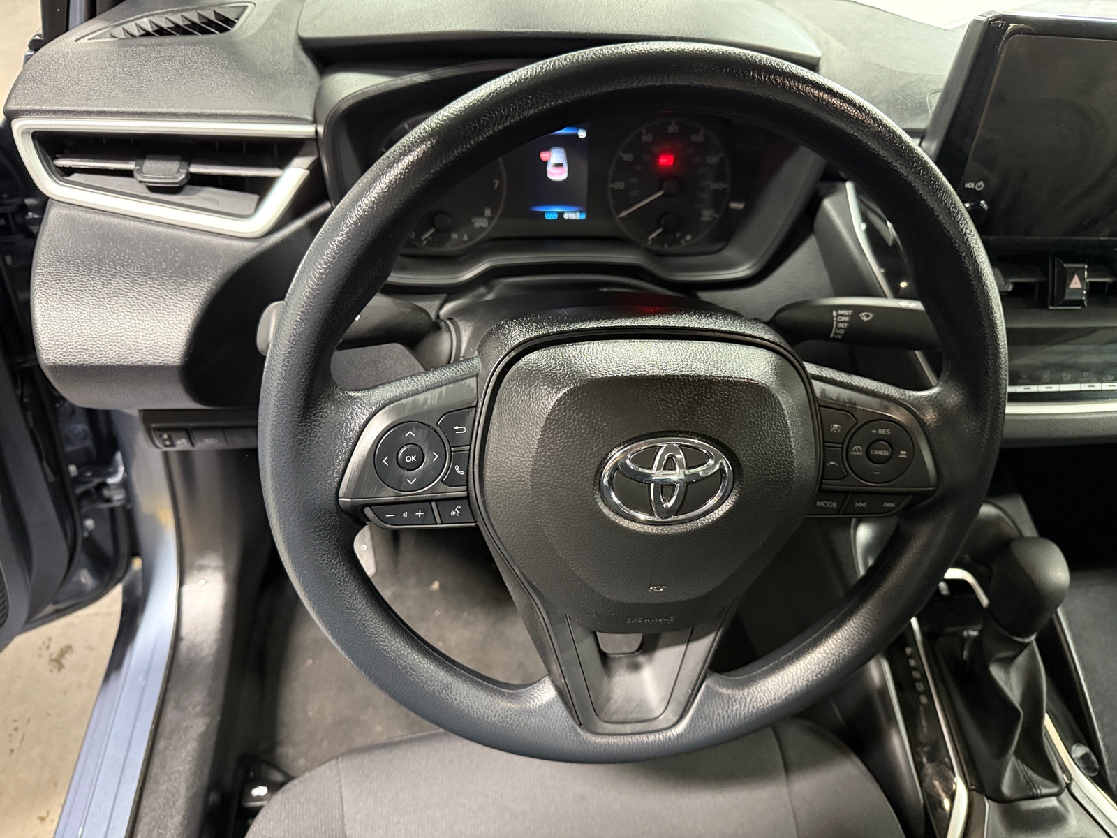 Thumbnail: 2025 Toyota Corolla - 5