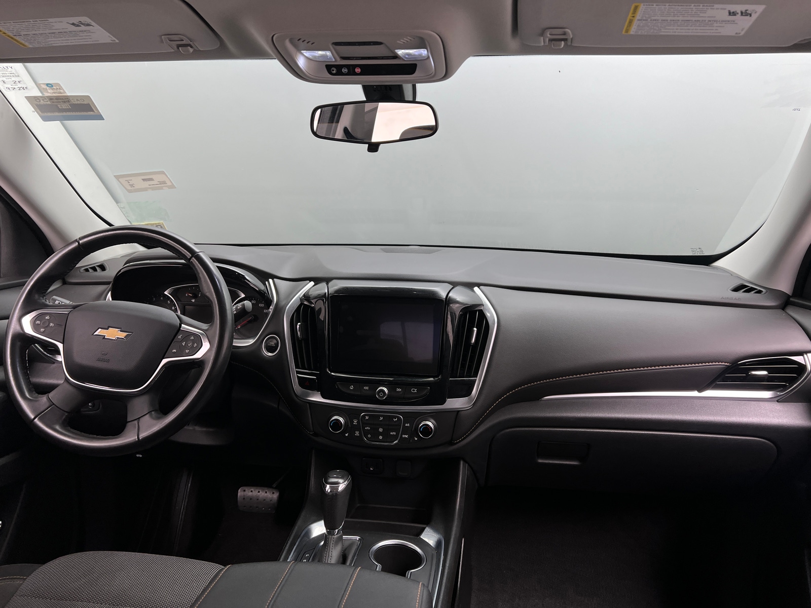 Thumbnail: 2019 Chevrolet Traverse - 3