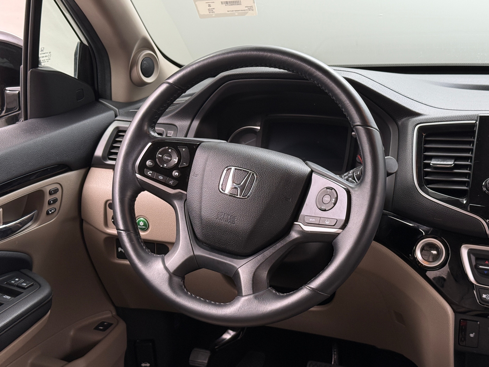 Thumbnail: 2019 Honda Pilot - 4
