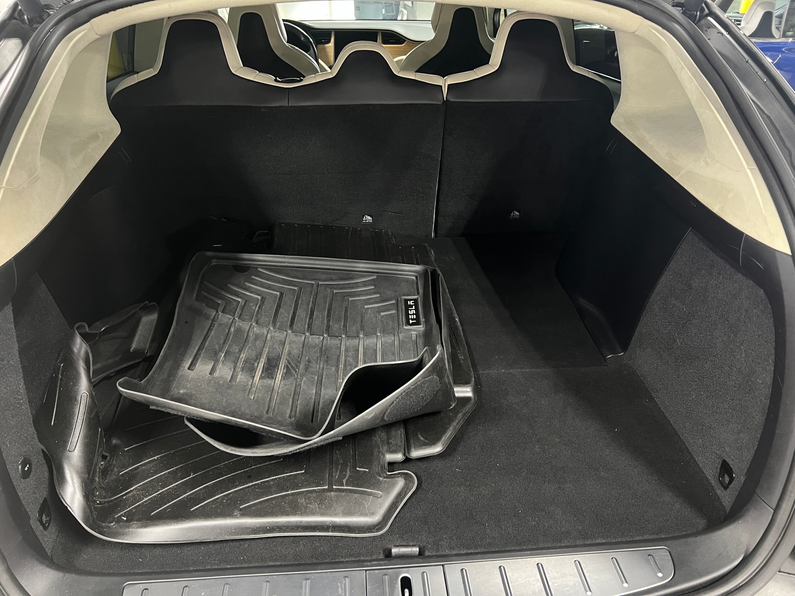 Thumbnail: 2018 Tesla Model X - 6