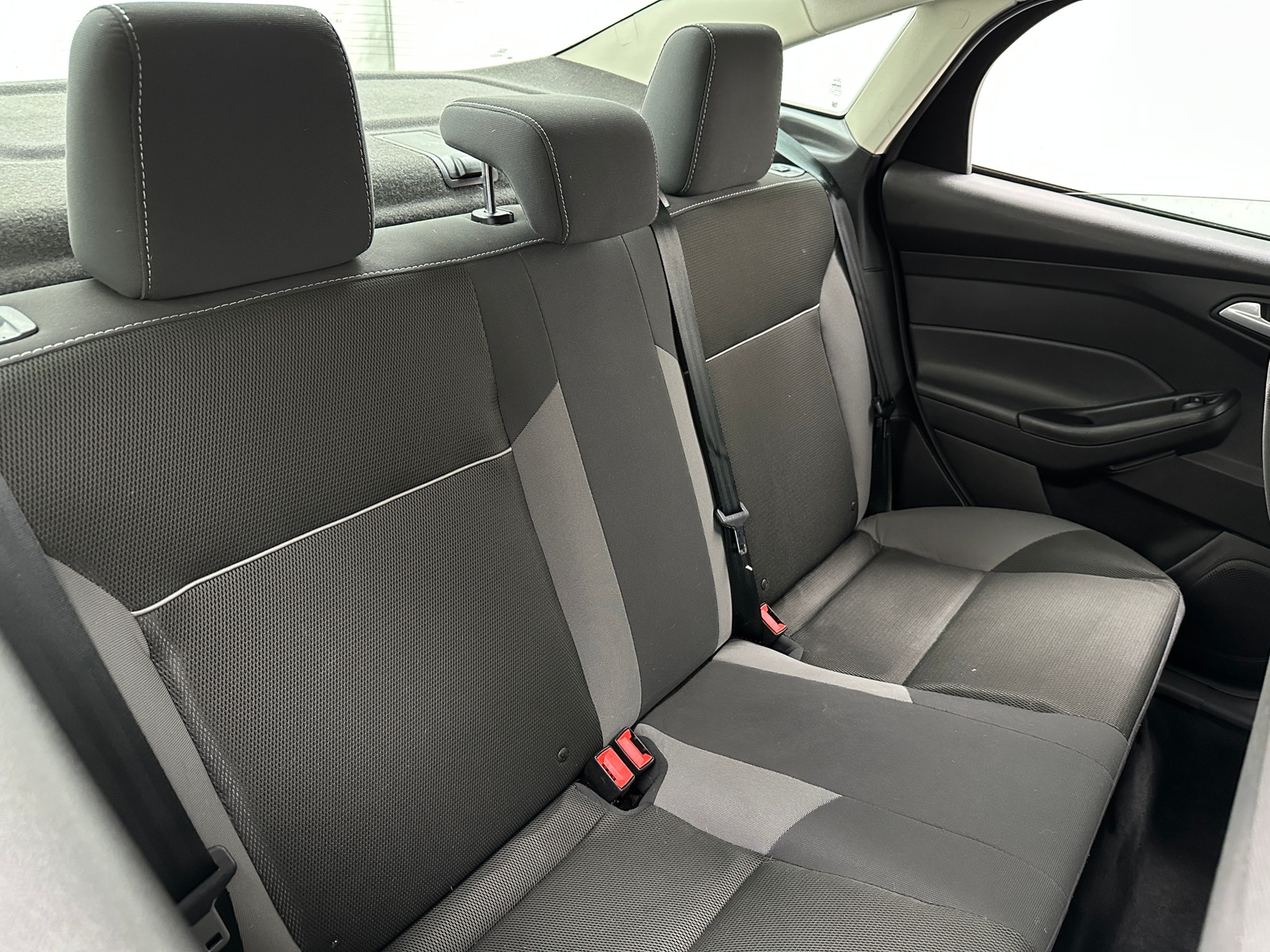 Thumbnail: 2013 Ford Focus - 6