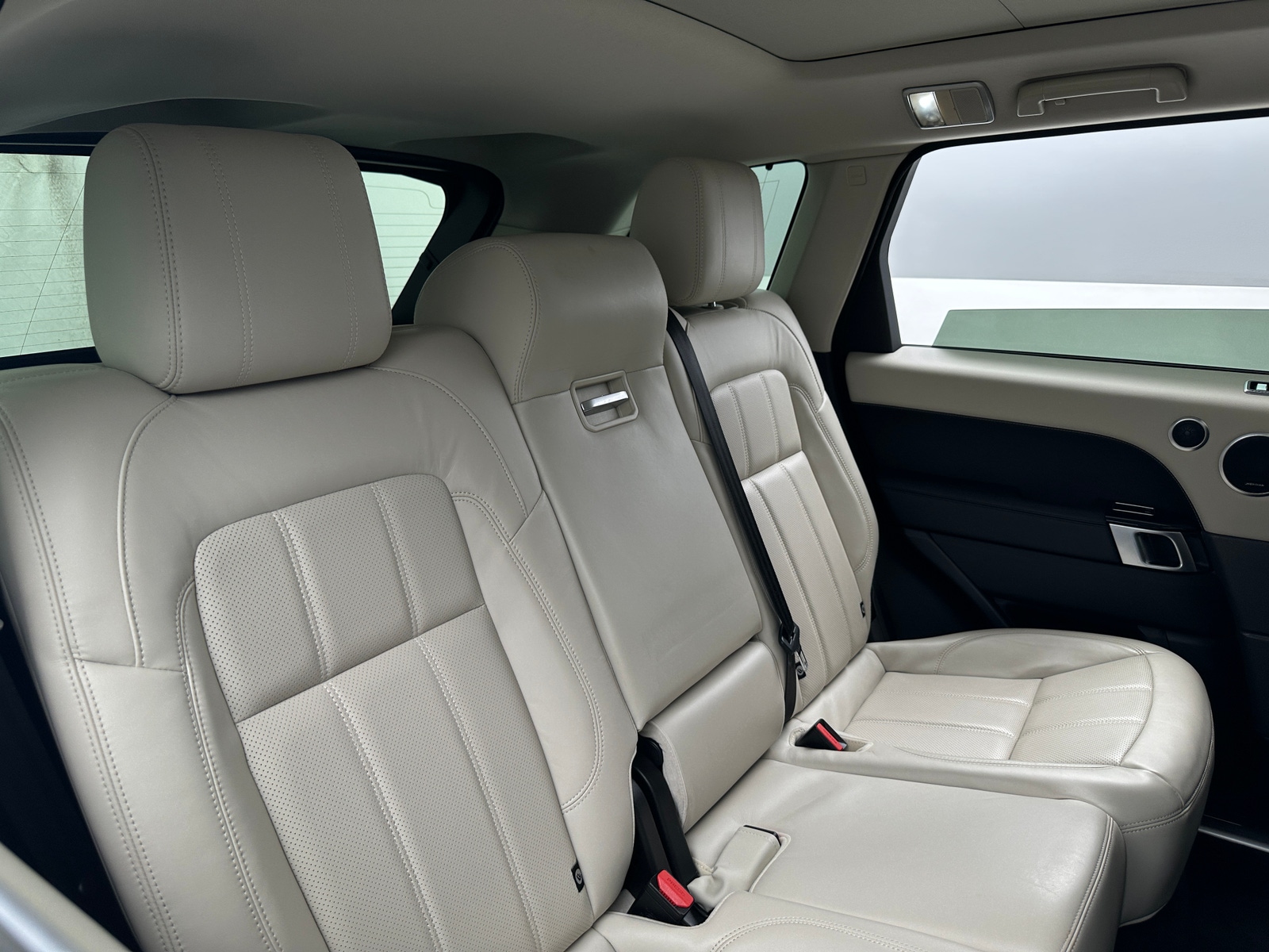 Thumbnail: 2020 Land Rover Range Rover Sport - 5