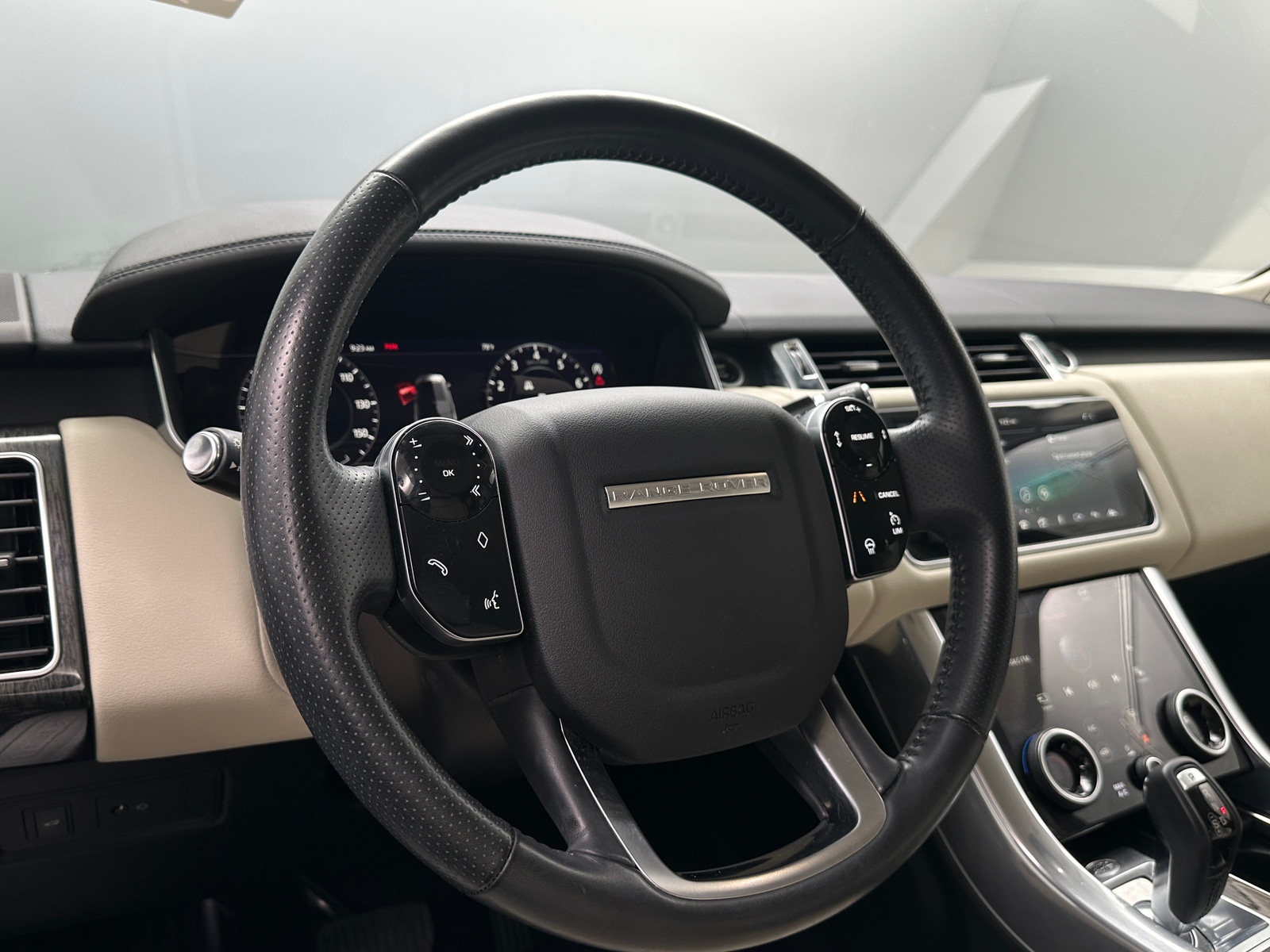 Thumbnail: 2020 Land Rover Range Rover Sport - 4