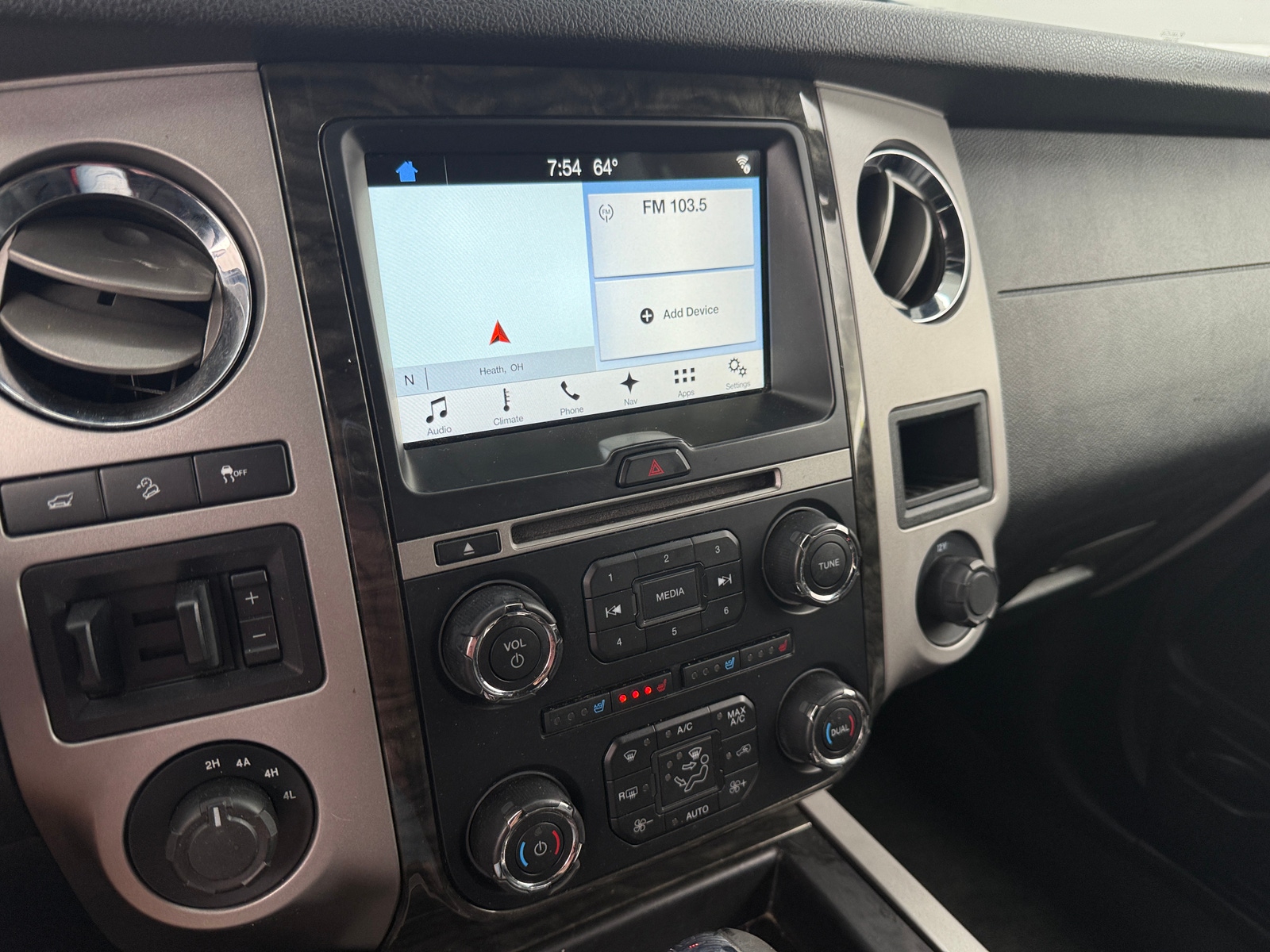 Thumbnail: 2017 Ford Expedition - 3