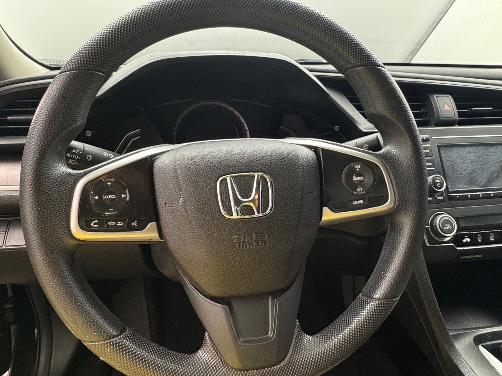 Thumbnail: 2017 Honda Civic - 5