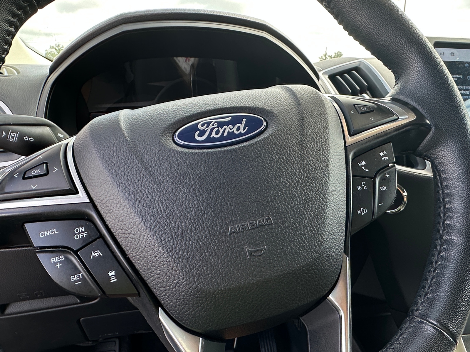 Thumbnail: 2024 Ford Edge - 5