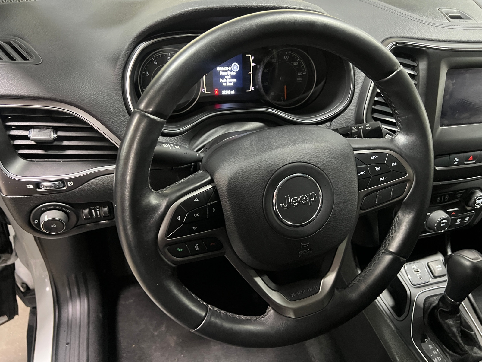Thumbnail: 2019 Jeep Cherokee - 4
