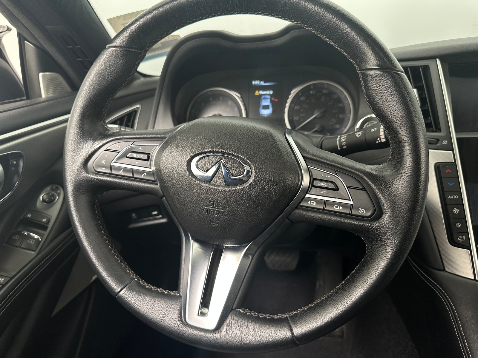 Thumbnail: 2017 INFINITI Q60 - 3