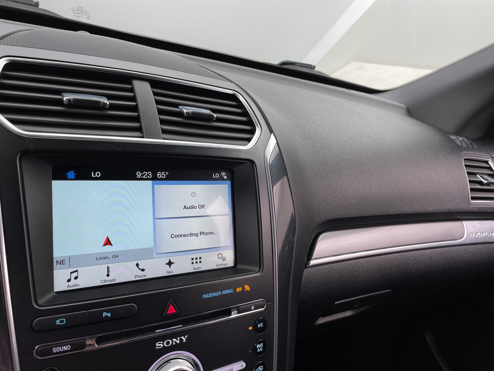 Thumbnail: 2017 Ford Explorer - 3