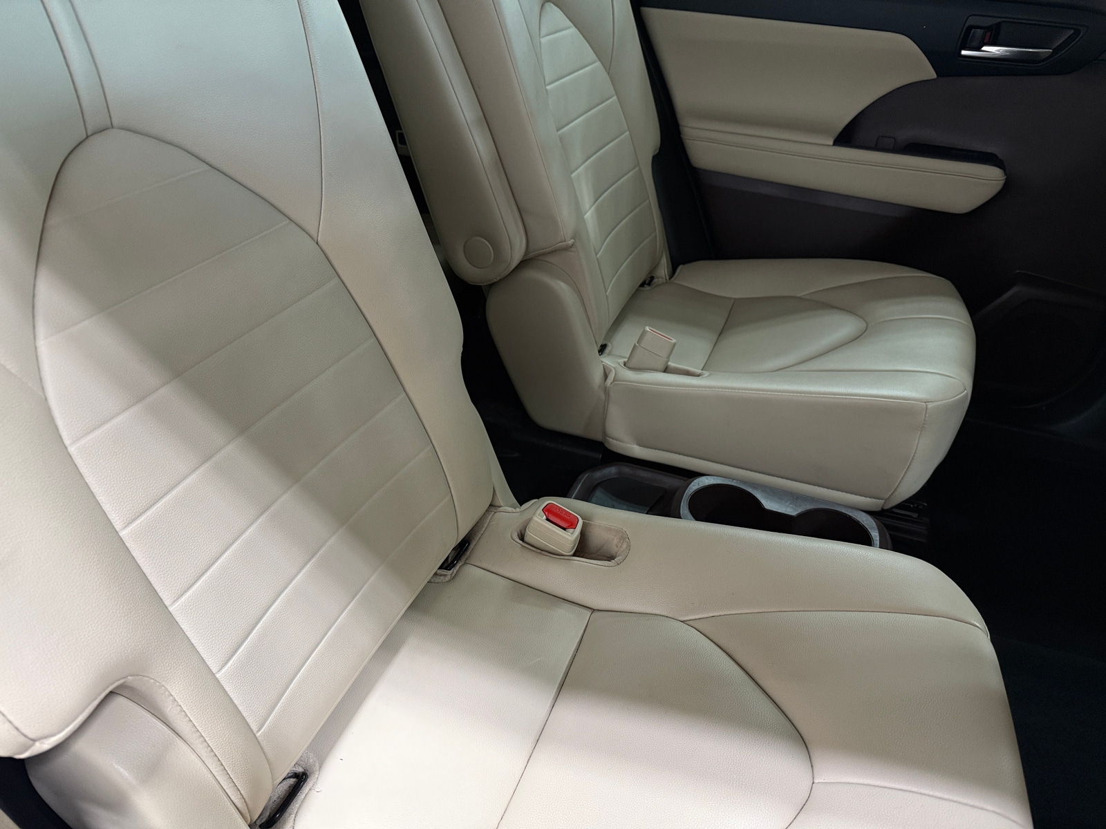 Thumbnail: 2021 Toyota Highlander - 5