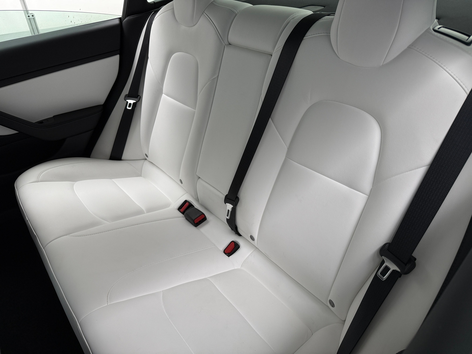 Thumbnail: 2020 Tesla Model 3 - 4